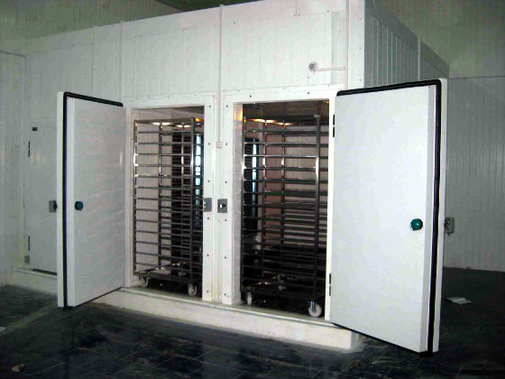 Ремонт промышленных холодильников в Климовске с выездом | Вызов мастера по холодильникам на дом